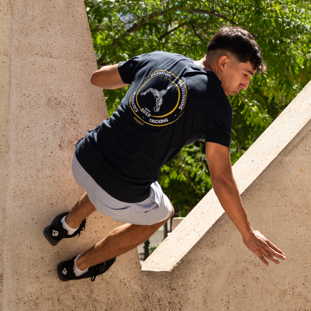 Camiseta Backflip Azul Marino