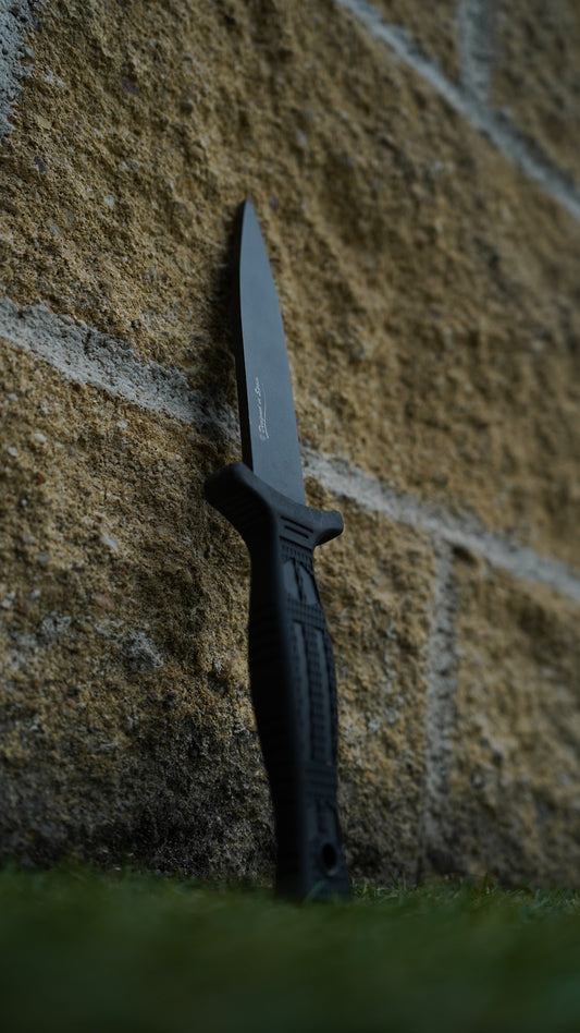 Cuchillo de entrenamiento de aluminio negro