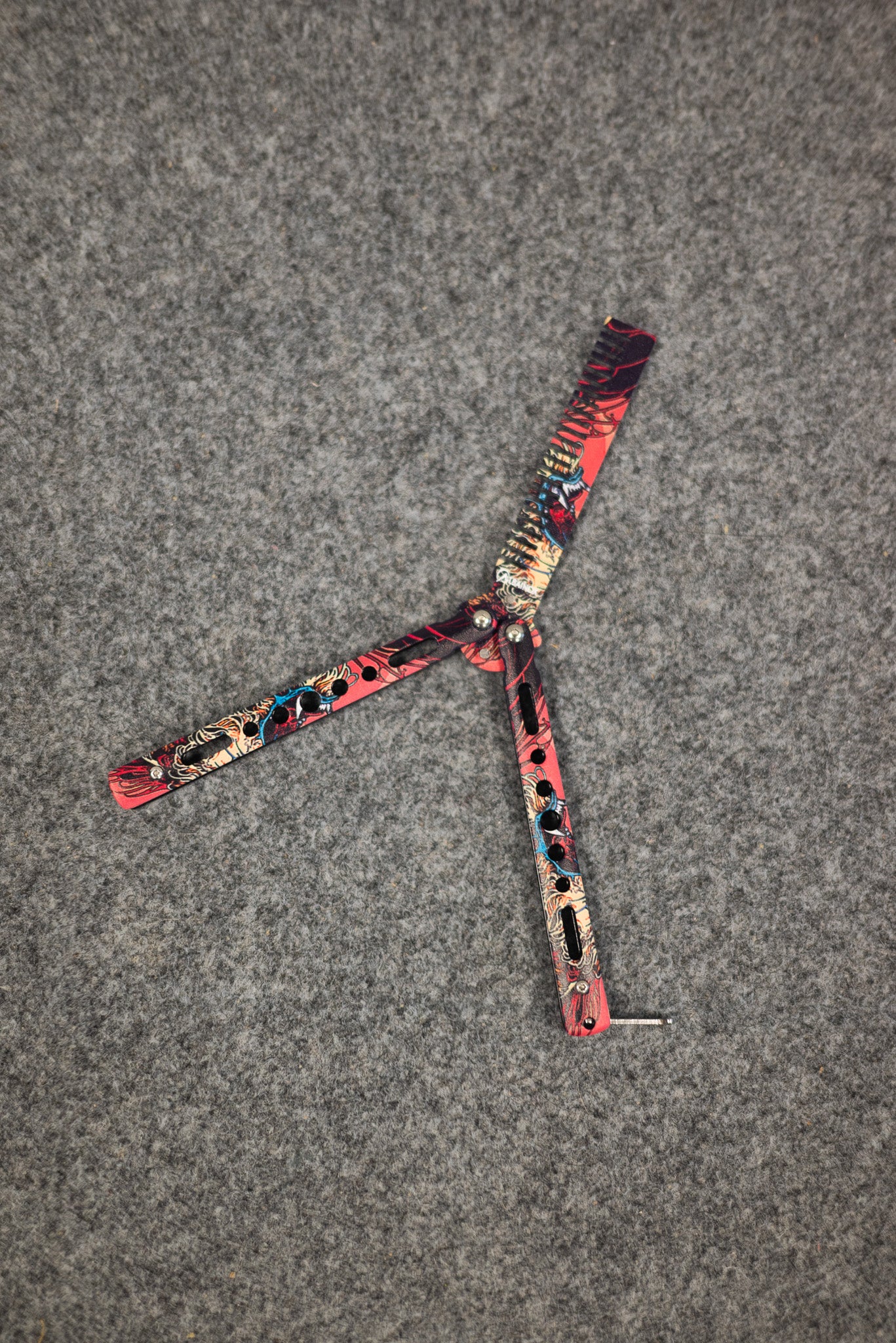 Peigne Papillon Albainox Samurai Skull — Agilité, Flow et Précision