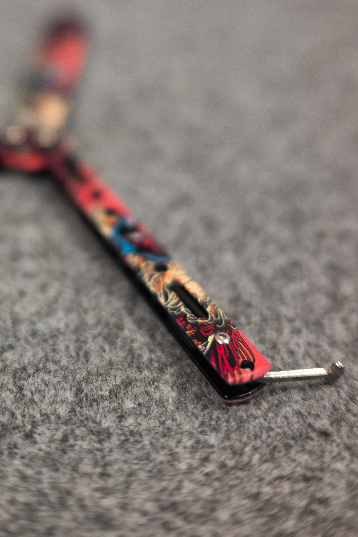 Peigne Papillon Albainox Samurai Skull — Agilité, Flow et Précision