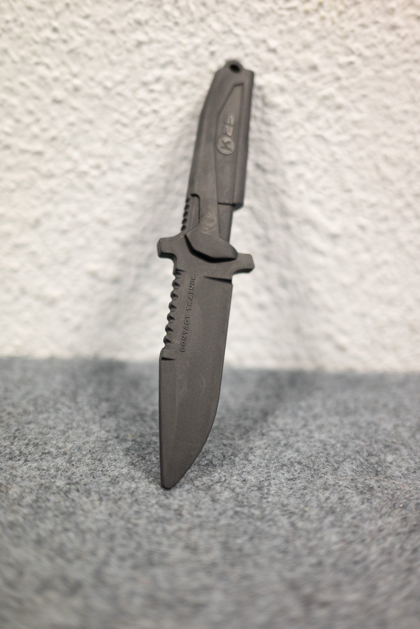 Cuchillo de Entrenamiento Táctico K25 – Polímero Negro | Ideal para Stunts, Lucha Escénica y Flow de Combate