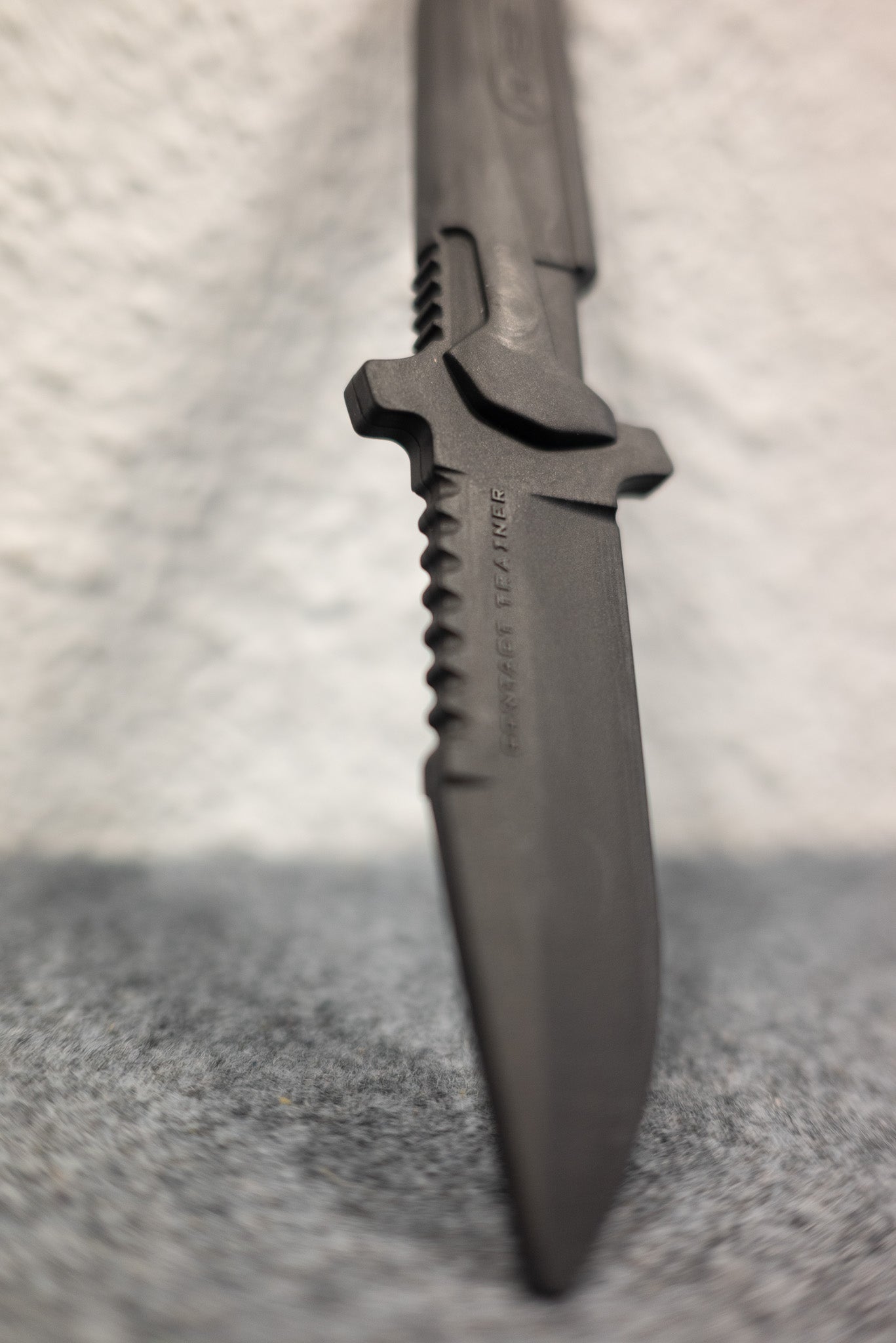 Cuchillo de Entrenamiento Táctico K25 – Polímero Negro | Ideal para Stunts, Lucha Escénica y Flow de Combate